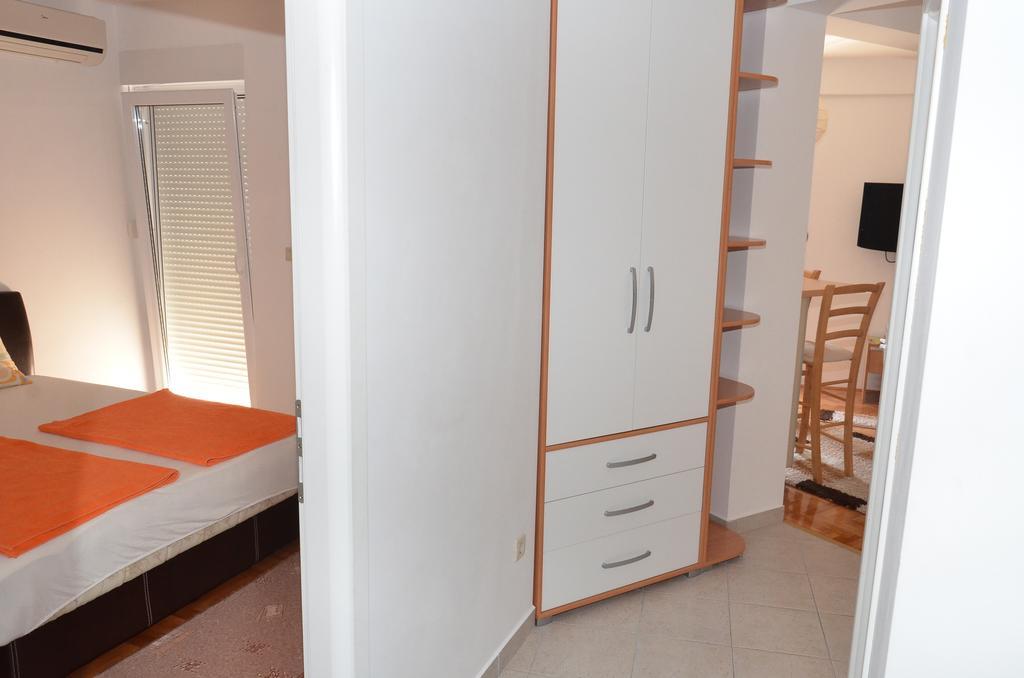 Apartments Bellevue - Otasevic Herceg Novi Oda fotoğraf