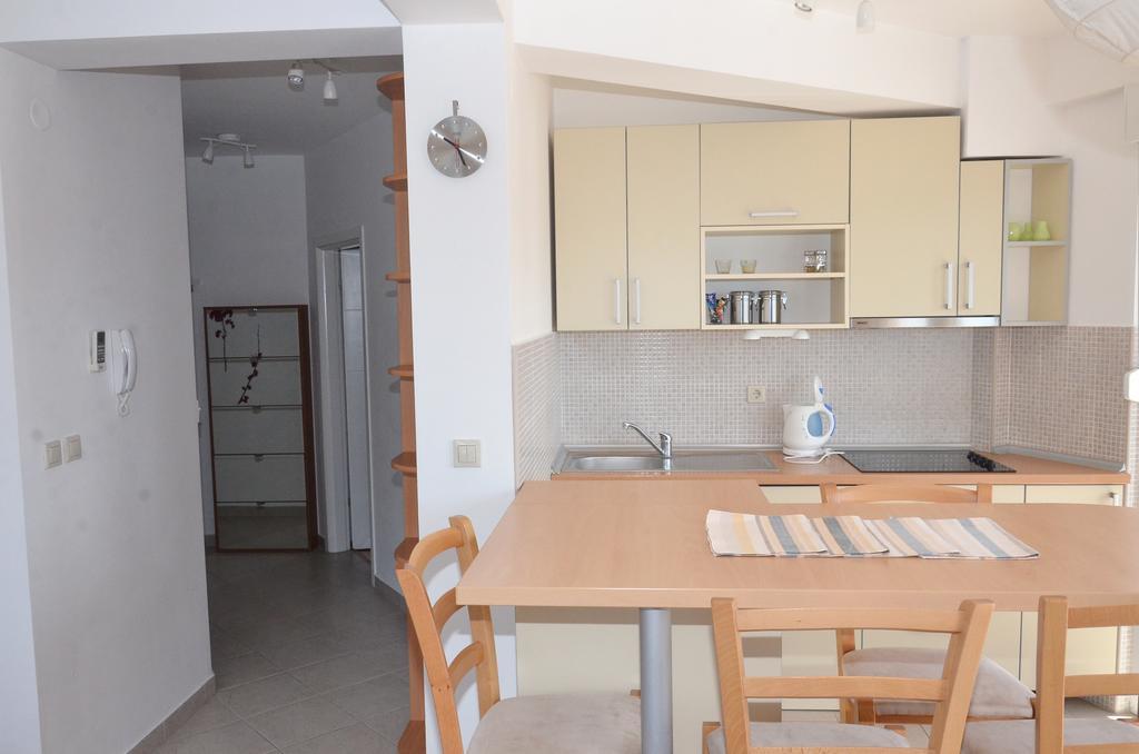 Apartments Bellevue - Otasevic Herceg Novi Oda fotoğraf